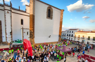 Mª Carmen Chaves y Bruno Paixao ganadores absolutos de la XX Prueba Urbana `Ciudad de Fuente del Maestre´