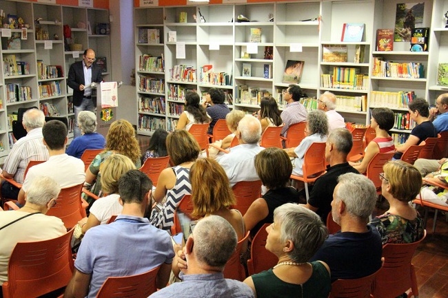 Textos íntegros de los ganadores del Bienal Literatura de la Uva Beba de Los Santos de Maimona