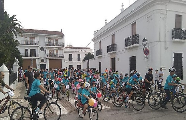 Burguillos del Cerró celebró el XII Día de la Bicicleta